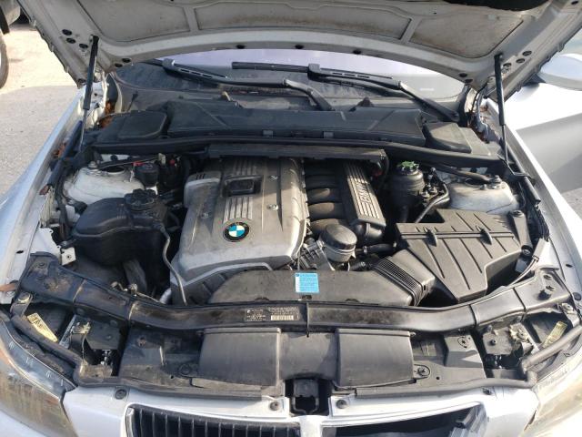 Photo 7 from auction – 2006 BMW 325 I with VIN WBAVB13556KX44796