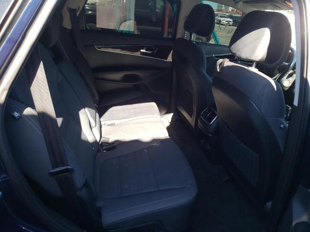 Photo 6 from auction – 2016 KIA SORENTO LX with VIN 5XYPG4A34GG024574