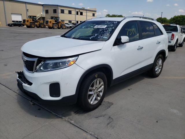 Photo 2 from auction – 2015 KIA SORENTO LX with VIN 5XYKT4A75FG635222
