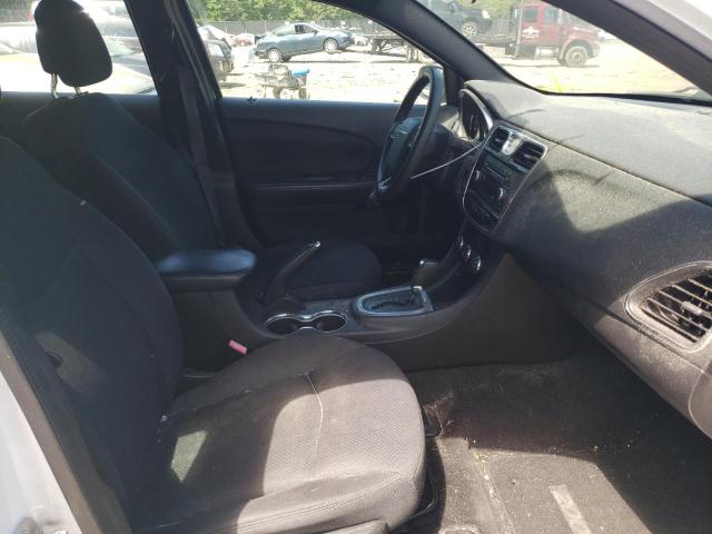 Photo 5 from auction – 2014 CHRYSLER 200 LX with VIN 1C3CCBABXEN205565