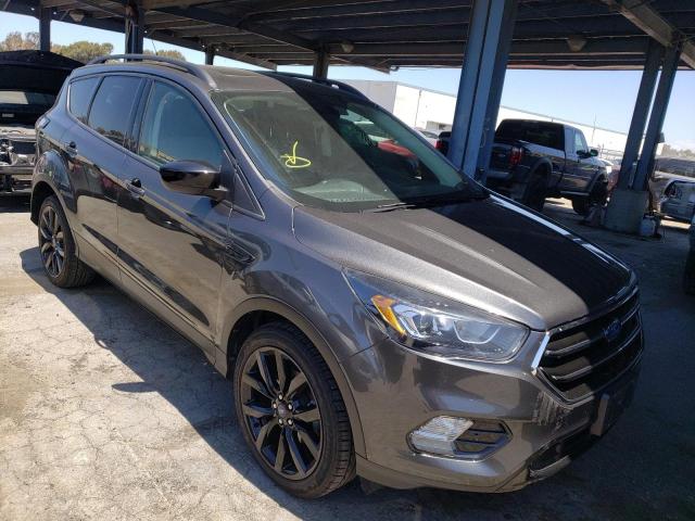 FORD ESCAPE SE 2018 with VIN 1FMCU0GD7JUC09039 - Photo from auction
