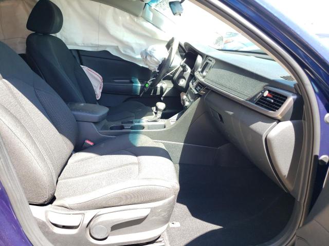 Photo 5 from auction – 2017 KIA OPTIMA LX with VIN 5XXGT4L37HG152290