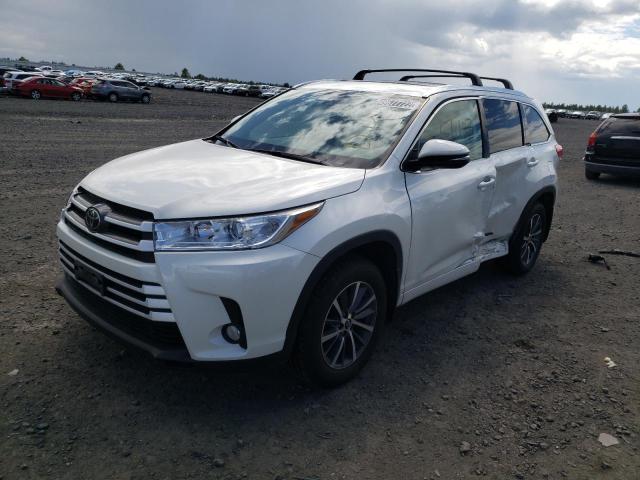 Zdjęcie 2 z aukcji – 2018 TOYOTA HIGHLANDER z VIN 5TDJZRFH7JS560785
