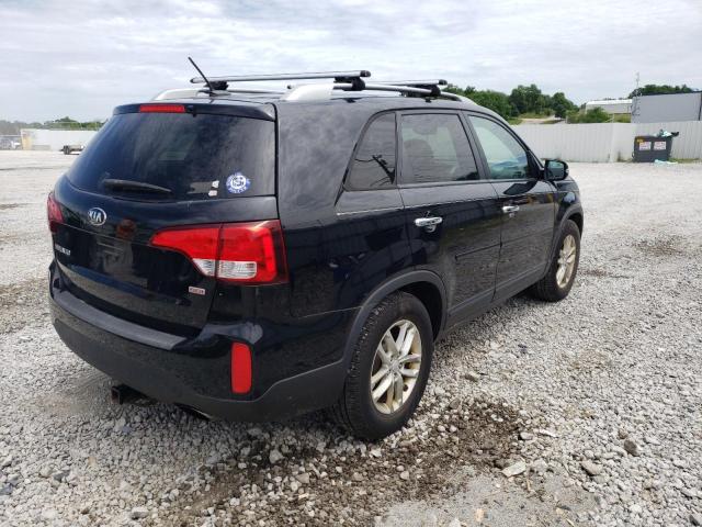 Photo 4 from auction – 2015 KIA SORENTO LX with VIN 5XYKT4A72FG581894