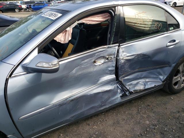Photo 9 from auction – 2005 ACURA RL with VIN JH4KB16585C017709