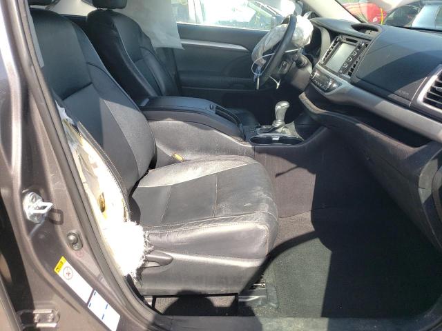 Photo 5 from auction – 2015 TOYOTA HIGHLANDER with VIN 5TDJKRFH7FS087594