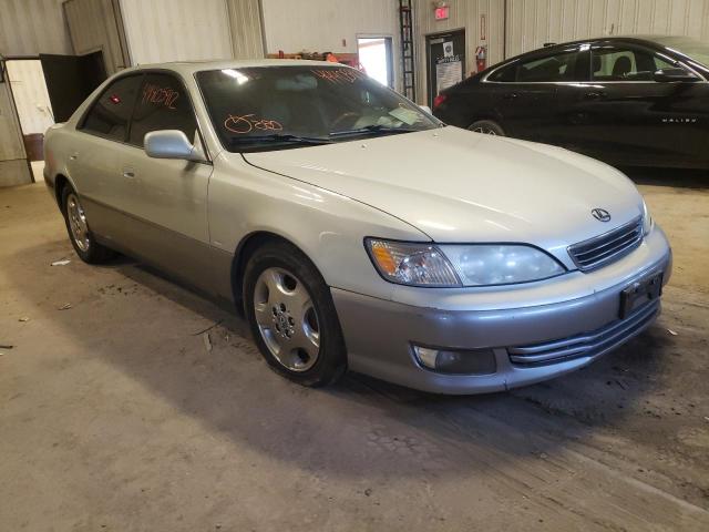 LEXUS ES 300 2001 with VIN JT8BF28G810323605 - Photo from auction