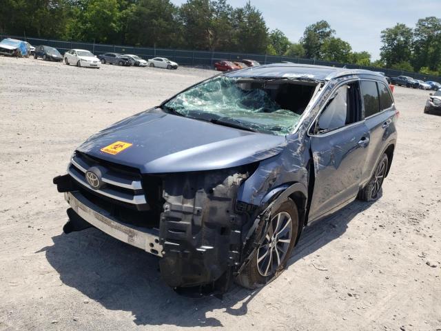 Photo 2 from auction – 2018 TOYOTA HIGHLANDER with VIN 5TDJZRFH2JS485199