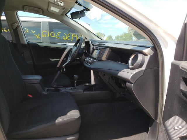 Photo 5 from auction – 2015 TOYOTA RAV4 LE with VIN 2T3BFREV2FW350296
