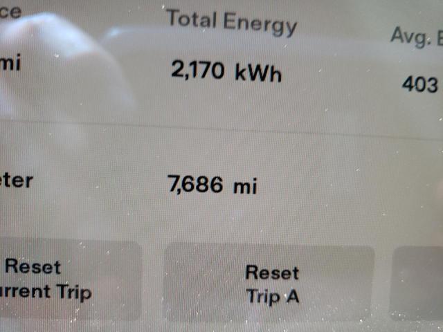 Photo 8 from auction – 2021 TESLA MODEL S with VIN 5YJSA1E64MF434082