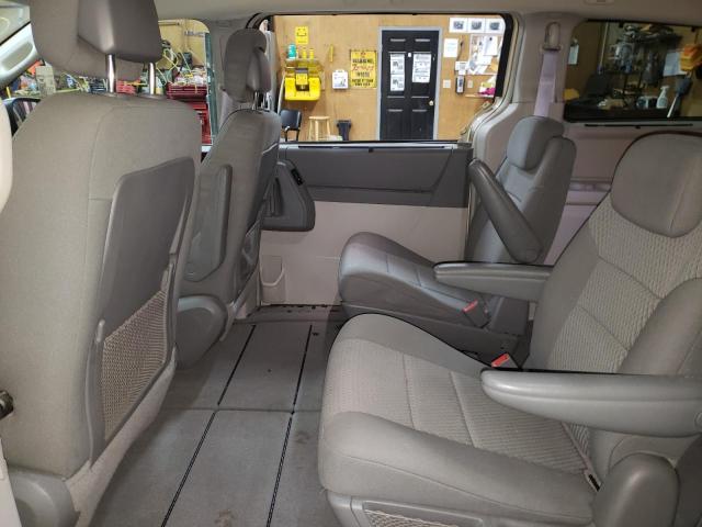 Photo 6 from auction – 2010 CHRYSLER TOWN & COU with VIN 2A4RR5D14AR299586