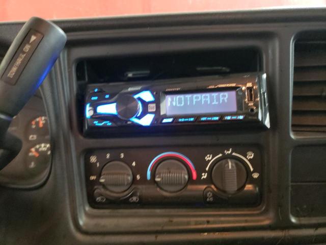 Photo 9 from auction – 2000 CHEVROLET SILVERADO with VIN 1GCEK14V3YZ134357