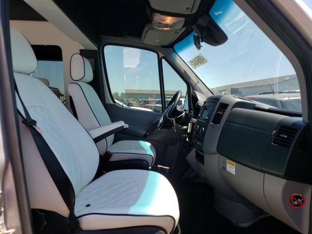 Photo 5 from auction – 2016 MERCEDES-BENZ SPRINTER 2 with VIN 8BRPE8CD2GE122030
