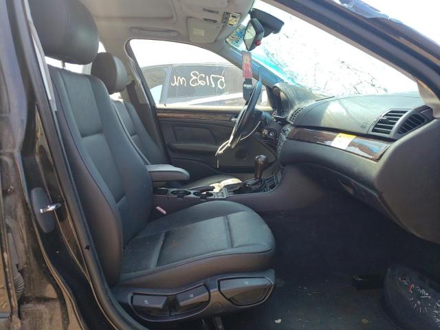 Photo 5 from auction – 2005 BMW 325 I with VIN WBAET37405NJ86041