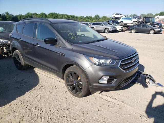 FORD ESCAPE SE 2017 with VIN 1FMCU9GD9HUE92638 - Photo from auction