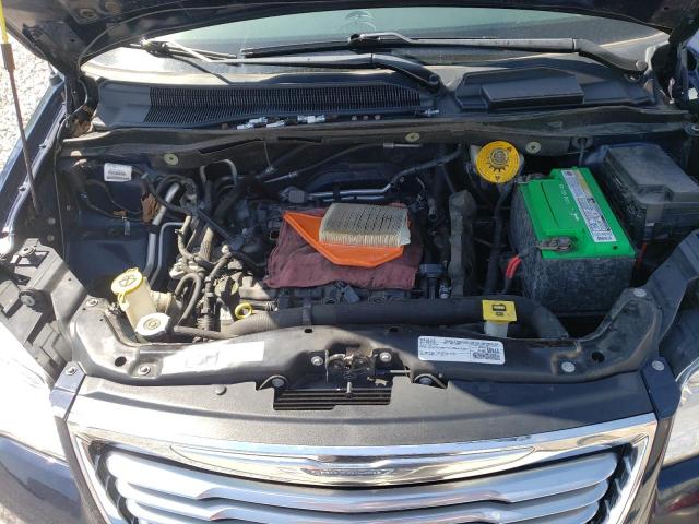 Photo 7 from auction – 2016 CHRYSLER TOWN & COU with VIN 2C4RC1BG8GR286646