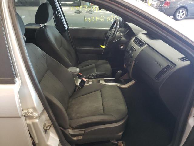Photo 5 from auction – 2011 FORD FOCUS SE with VIN 1FAHP3FN7BW175998