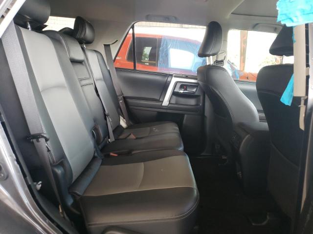 Photo 6 from auction – 2020 TOYOTA 4RUNNER SR with VIN JTEBU5JR9L5778081