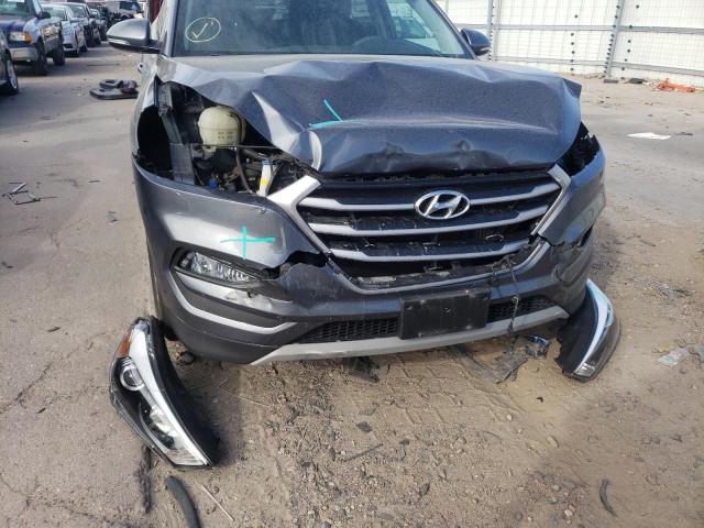 Photo 9 from auction – 2017 HYUNDAI TUCSON LIM with VIN KM8J3CA25HU372057
