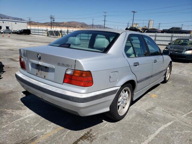 Photo 4 from auction – 1998 BMW 328 I AUTO with VIN WBACD4323WAV62755