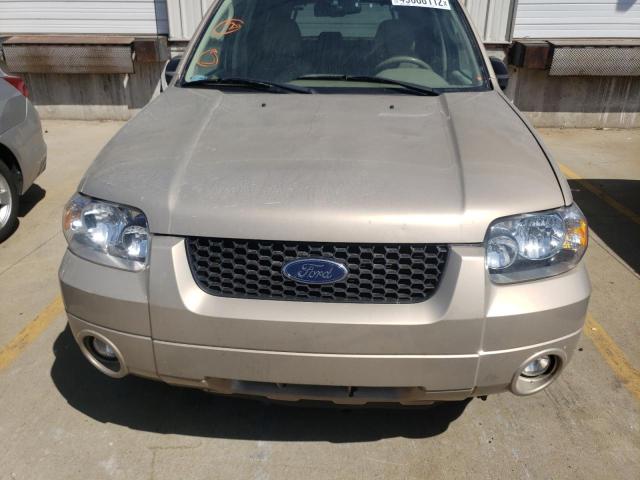 Photo 9 from auction – 2007 FORD ESCAPE LIM with VIN 1FMYU04157KA64491
