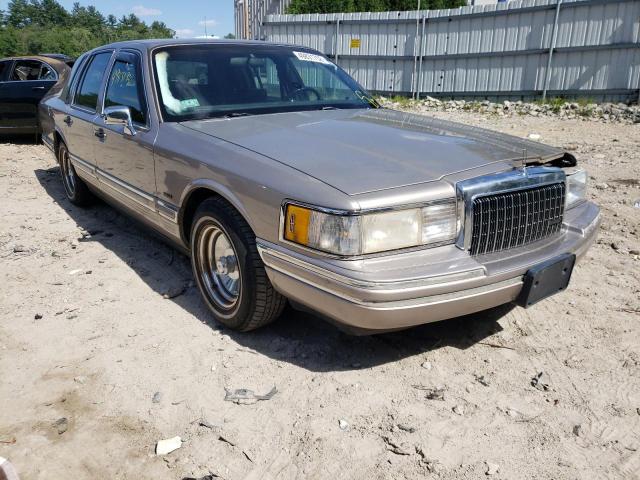 LINCOLN TOWN CAR E 1994 with VIN 1LNLM81W8RY737444 - Photo from auction