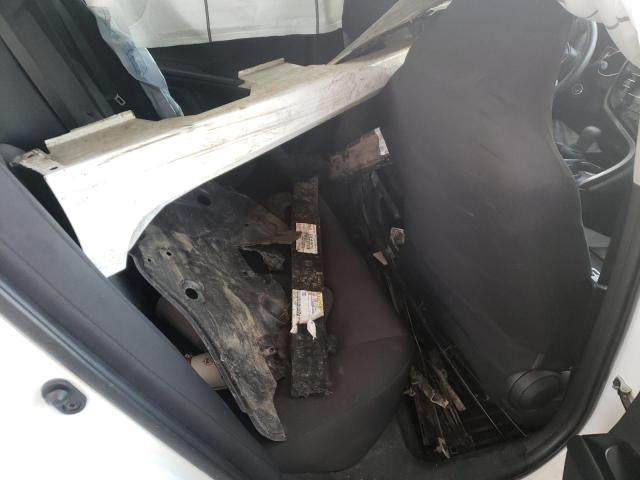 Photo 6 from auction – 2020 TOYOTA CAMRY LE with VIN 4T1C11AK2LU370486