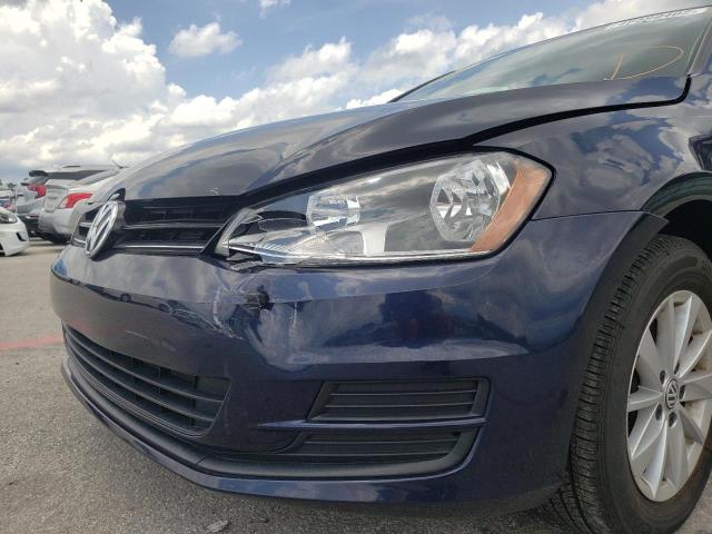 Photo 9 from auction – 2017 VOLKSWAGEN GOLF S with VIN 3VW217AU5HM060832