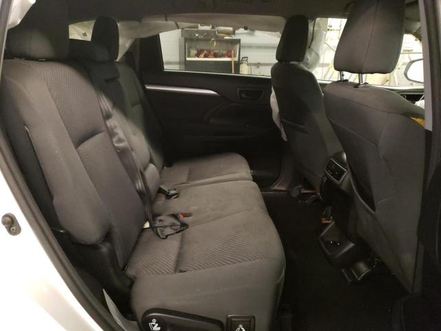 Photo 6 from auction – 2018 TOYOTA HIGHLANDER with VIN 5TDZARFH8JS041187
