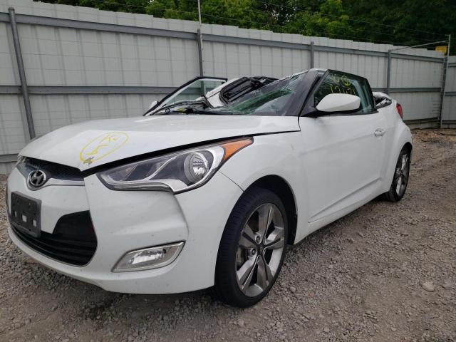 Foto 2 de la subasta – 2016 HYUNDAI VELOSTER con VIN KMHTC6AD3GU294629