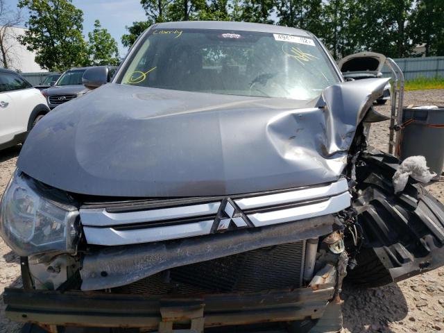Photo 7 from auction – 2015 MITSUBISHI OUTLANDER with VIN JA4AZ3A35FZ000658