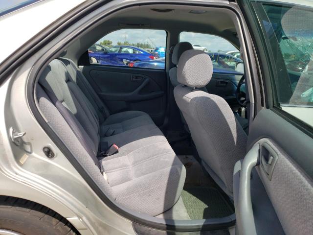 Photo 6 from auction – 2001 TOYOTA CAMRY CE with VIN 4T1BG22KX1U079732