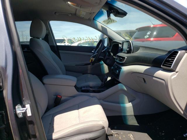 Photo 5 from auction – 2019 HYUNDAI TUCSON SE with VIN KM8J2CA41KU011436