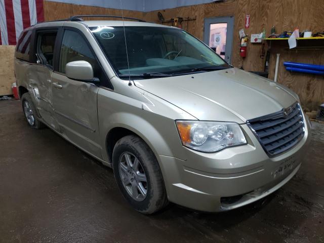 CHRYSLER TOWN & COU 2010 with VIN 2A4RR5D14AR299586 - Photo from auction