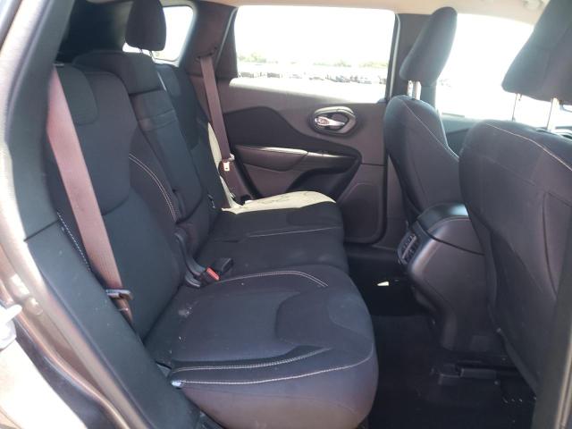 Photo 6 from auction – 2016 JEEP CHEROKEE L with VIN 1C4PJLCB3GW200663