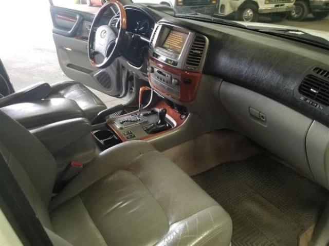 Photo 5 from auction – 2003 LEXUS LX 470 with VIN JTJHT00WX33531334