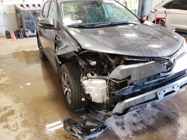 Photo 9 from auction – 2017 TOYOTA RAV4 XLE with VIN 2T3RFREV2HW563024
