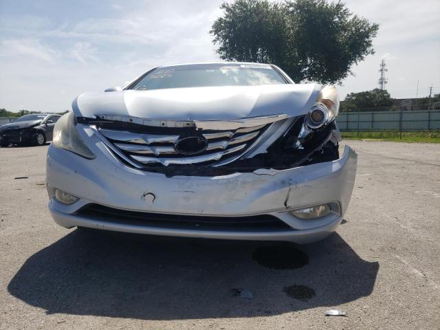 Photo 9 from auction – 2011 HYUNDAI SONATA SE with VIN 5NPEC4AC3BH300618