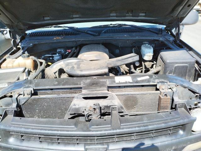 Photo 7 from auction – 2004 CHEVROLET SUBURBAN K with VIN 3GNFK16T44G343348