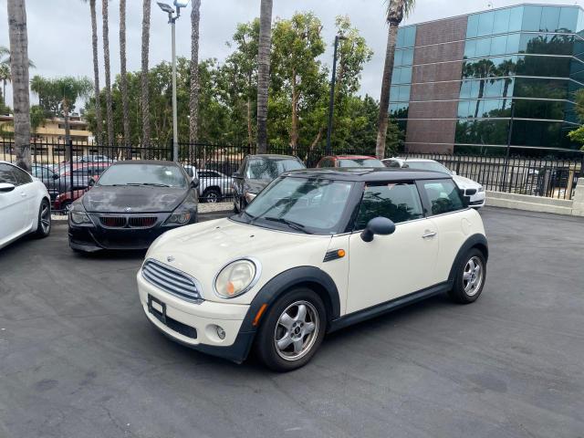 Photo 2 from auction – 2010 MINI COOPER with VIN WMWMF3C59ATZ25348
