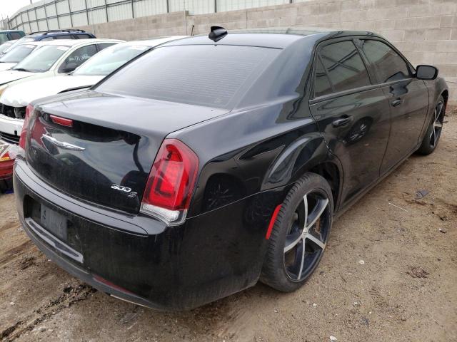 Photo 4 from auction – 2017 CHRYSLER 300 S with VIN 2C3CCABG7HH552479