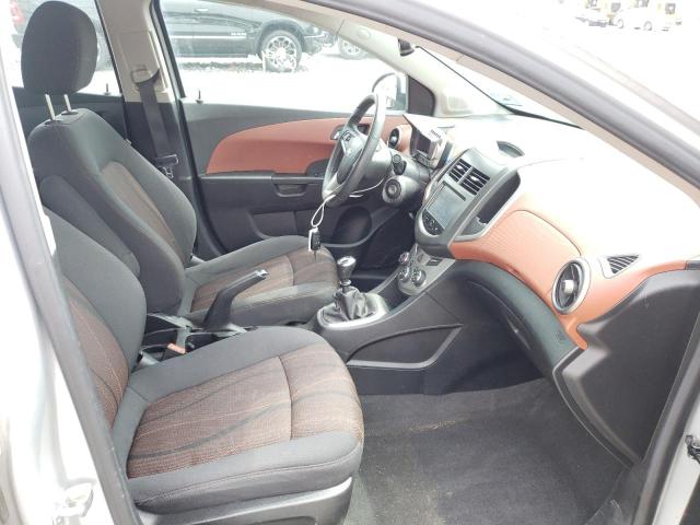 Photo 5 from auction – 2015 CHEVROLET SONIC LT with VIN 1G1JD5SH2F4167821