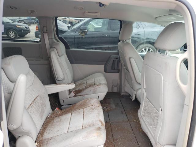 Photo 6 from auction – 2010 CHRYSLER TOWN & COU with VIN 2A4RR4DEXAR245769