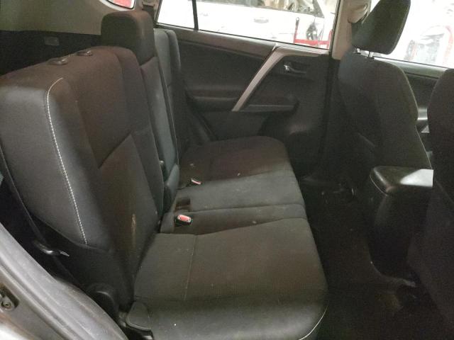 Photo 6 from auction – 2017 TOYOTA RAV4 XLE with VIN 2T3RFREV2HW563024