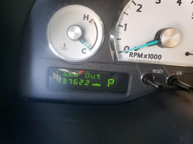 Photo 8 from auction – 2004 FORD THUNDERBIR with VIN 1FAHP60A14Y104603