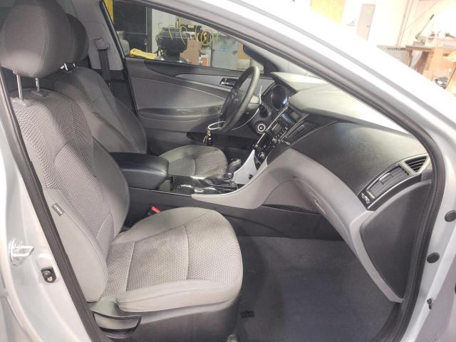 Photo 5 from auction – 2011 HYUNDAI SONATA with VIN 5NPEB4AC2BH016528