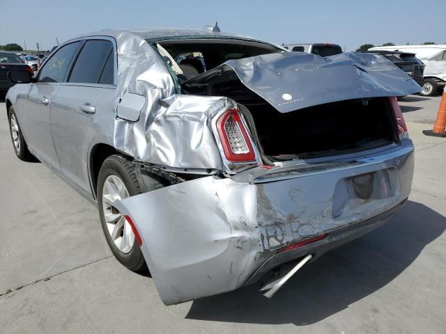 Photo 3 from auction – 2016 CHRYSLER 300 LIMITE with VIN 2C3CCAAGXGH151461
