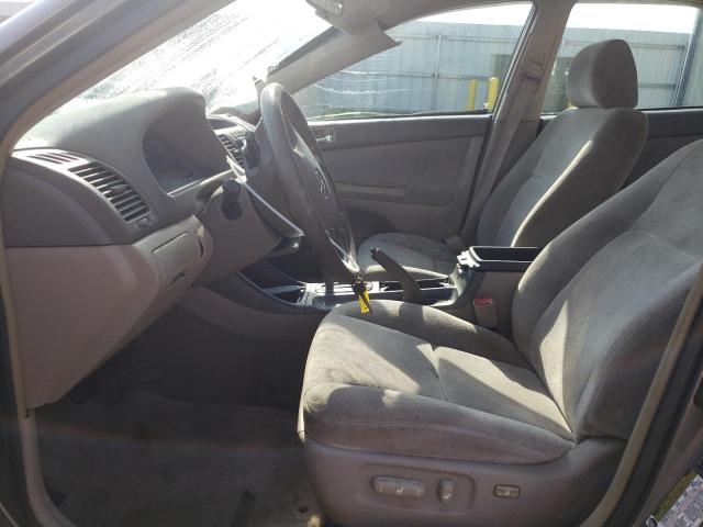 Photo 5 from auction – 2004 TOYOTA CAMRY LE with VIN 4T1BE32KX4U839738