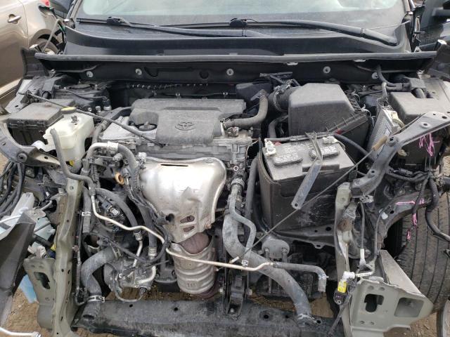 Photo 7 from auction – 2018 TOYOTA RAV4 LE with VIN 2T3BFREV7JW835607