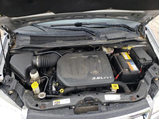 Photo 7 from auction – 2013 CHRYSLER TOWN & COU with VIN 2C4RC1BG2DR744242